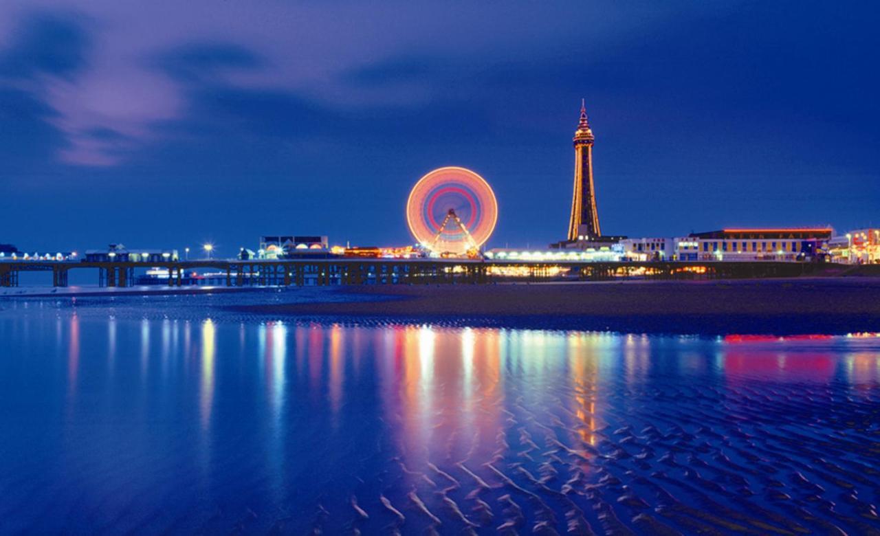 White Moon Hotel Blackpool Buitenkant foto
